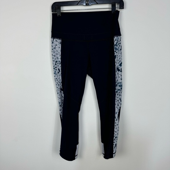 Lululemon Retreat 7/8 Pants Navy & Silver Cropped Leggings Workout gym - Picture 1 of 4